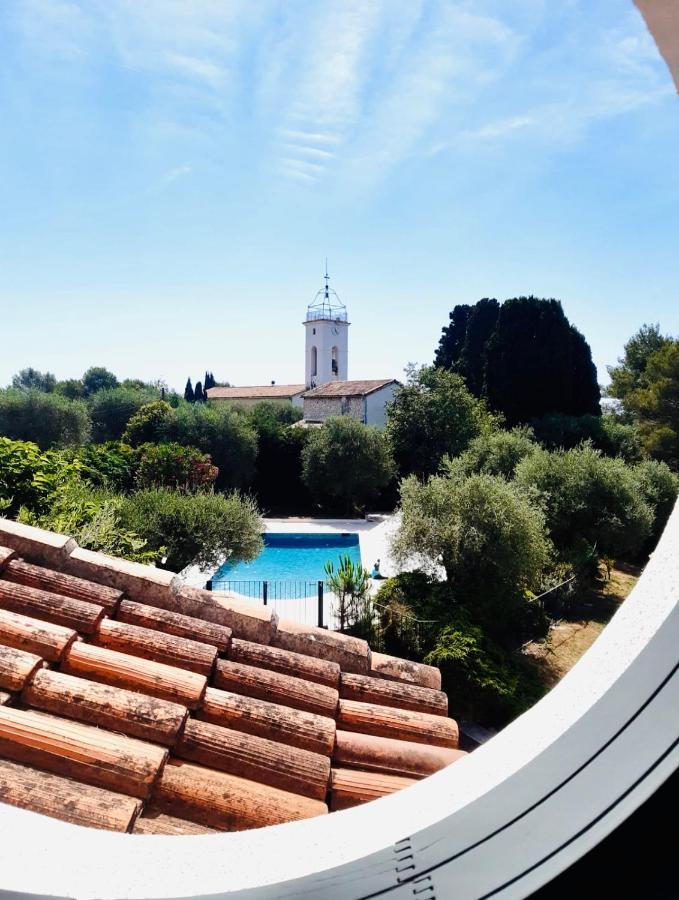 Villa La Carpenee Roquefort-les-Pins Exteriör bild